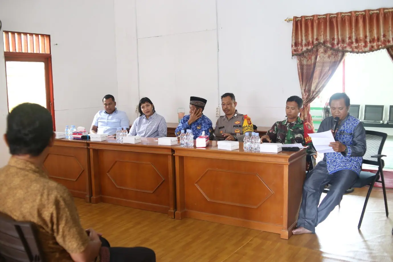 Pertemuan sosialisasi PT Jaya Eka bersama pemerintah desa dan masyarakat
